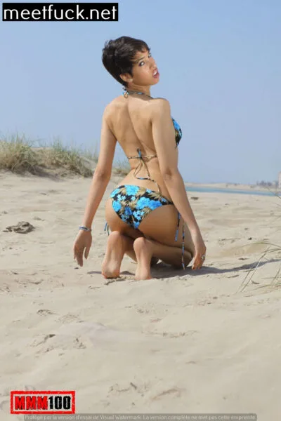 French ARABIC Moroccan Jasmine Arabia poses naked outdoors Image #3