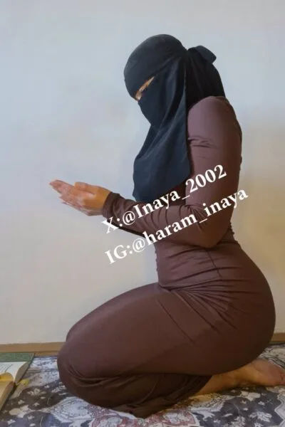Inaya arab hijab sexy woman