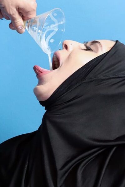 ARAB HIJAB PORN WITH SEMEN