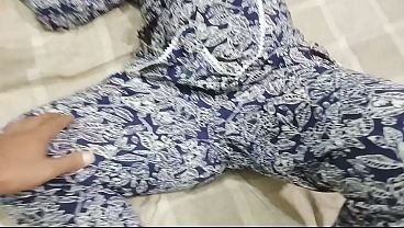 Big Ass Hijab Muslim Stepmom Fucked by Muscular Stepson